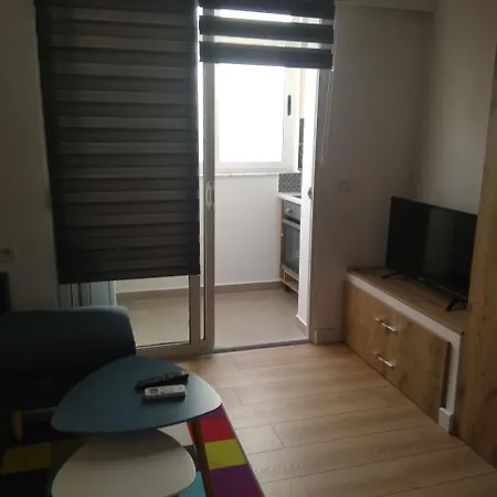 City Center Apartment *